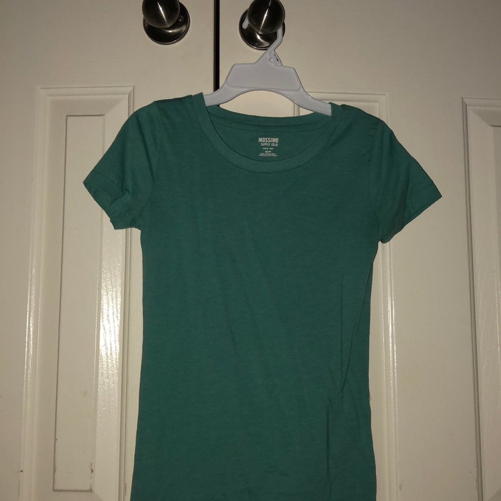 PLAIN GREEN TEE